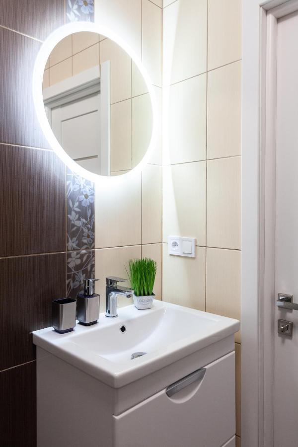 Alfa Apartments Franko University Lviv Exterior photo