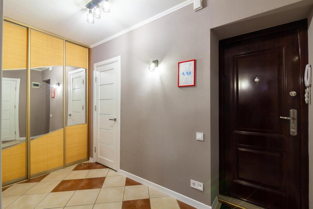 Alfa Apartments Franko University Lviv Exterior photo