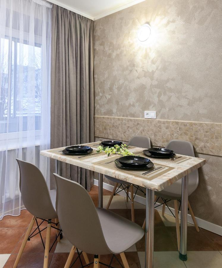 Alfa Apartments Franko University Lviv Exterior photo